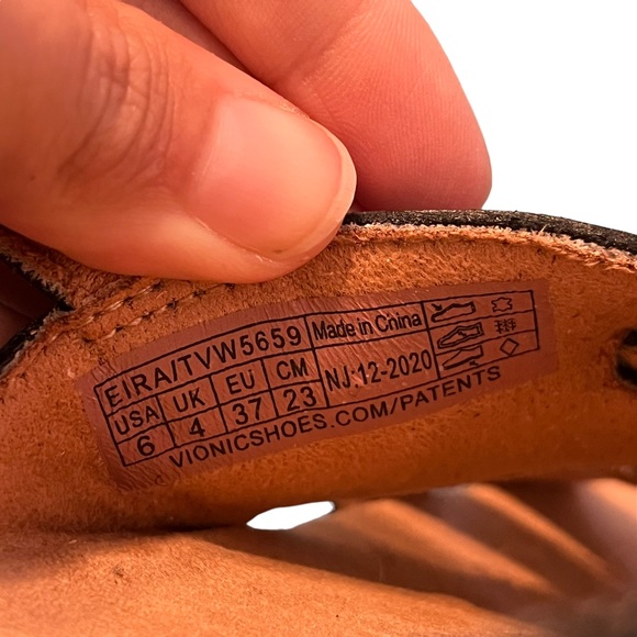 Vionic Eira Leather Backstrap Sandal Black - Picture 7 of 8